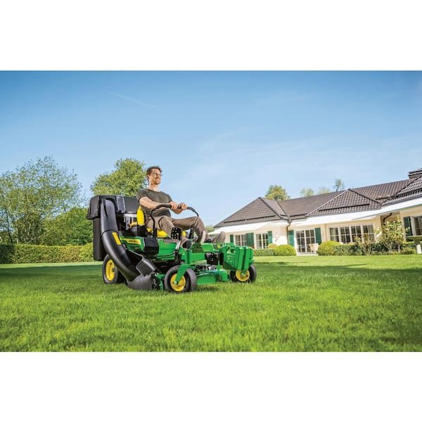 John Deere 42-inch Zero-Turn Mower Twin Bagger: 6.5 Bushel Grass Collection System image 7