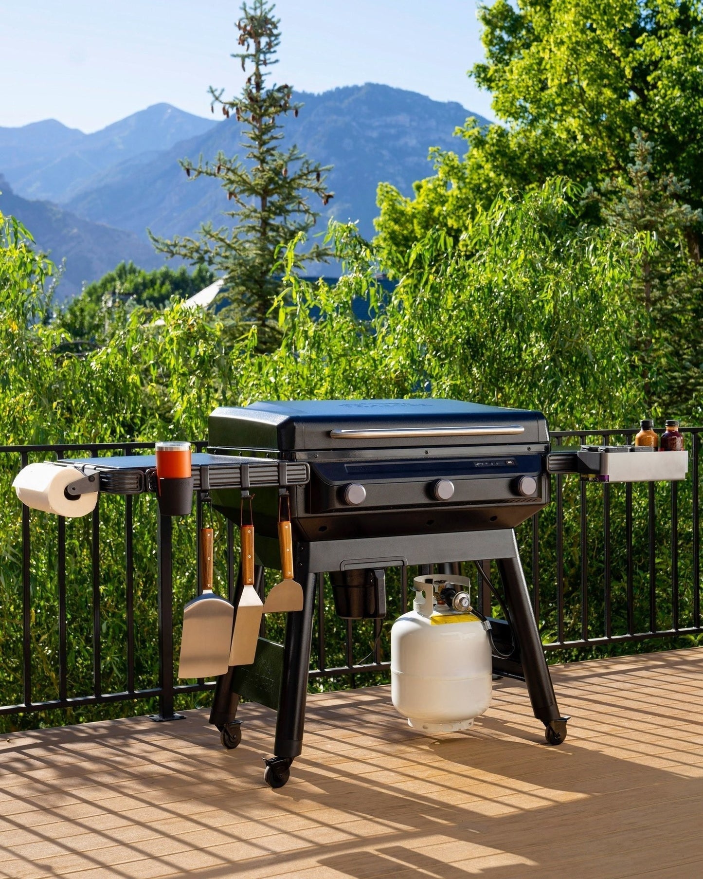 Traeger Flat Top Grill Flatrock™ Griddle image 20