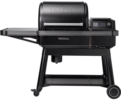 Traeger Ironwood Pellet Grill image 1