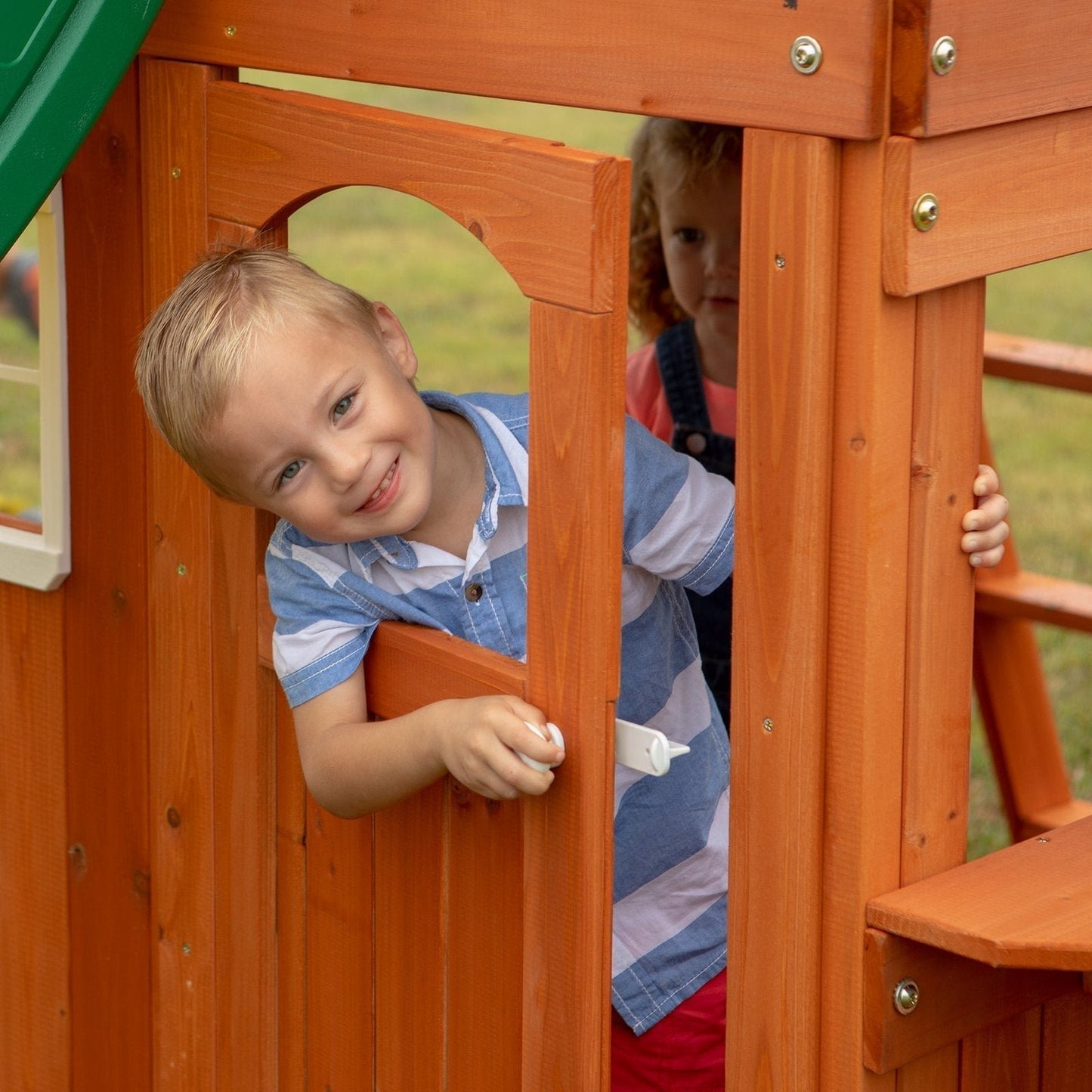 Oakmont Swing Set image 6
