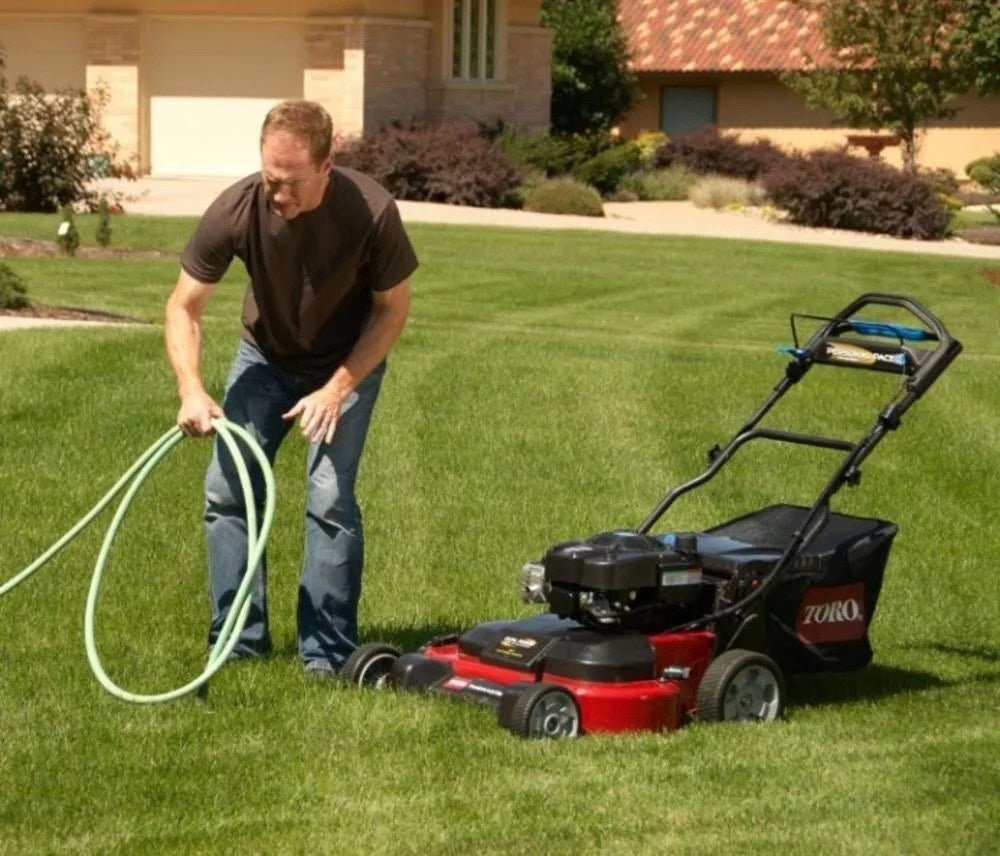 Toro Timemaster 30 in. Personal Pace Self-Propelled Gas Lawn Mower image 6