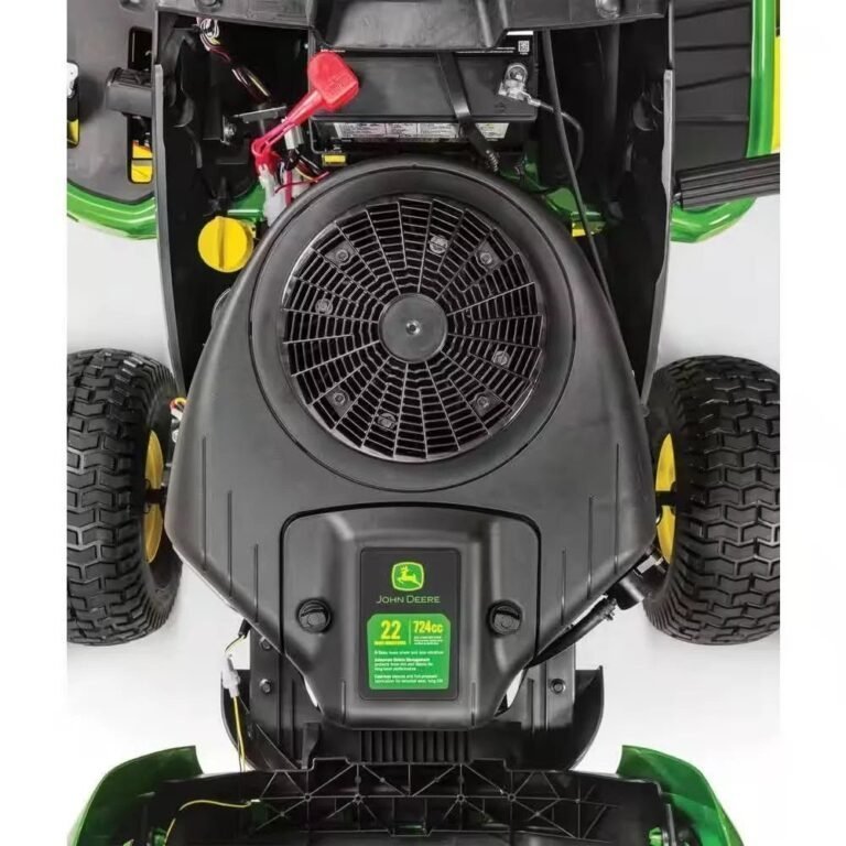John Deere S100 42 in. 17.5 HP GAS Hydrostatic Riding Lawn Tractor image 4