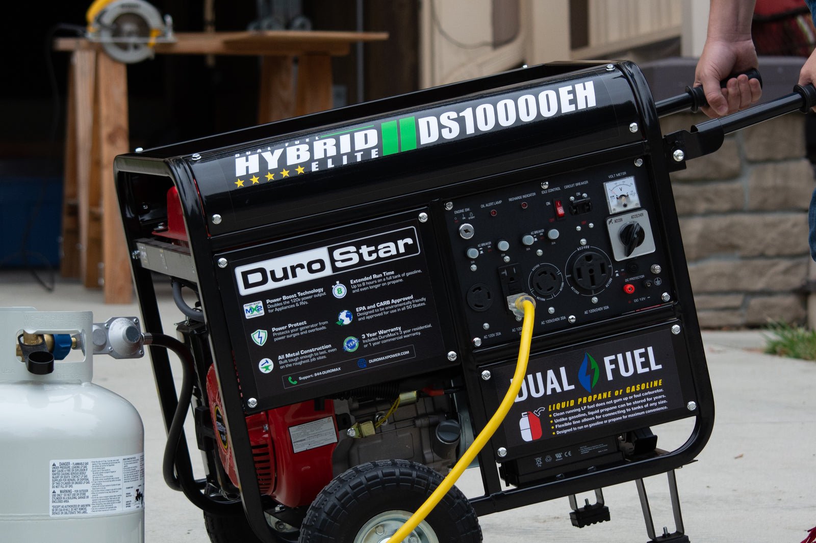 10,000 Watt Dual Fuel Portable Generator image 7