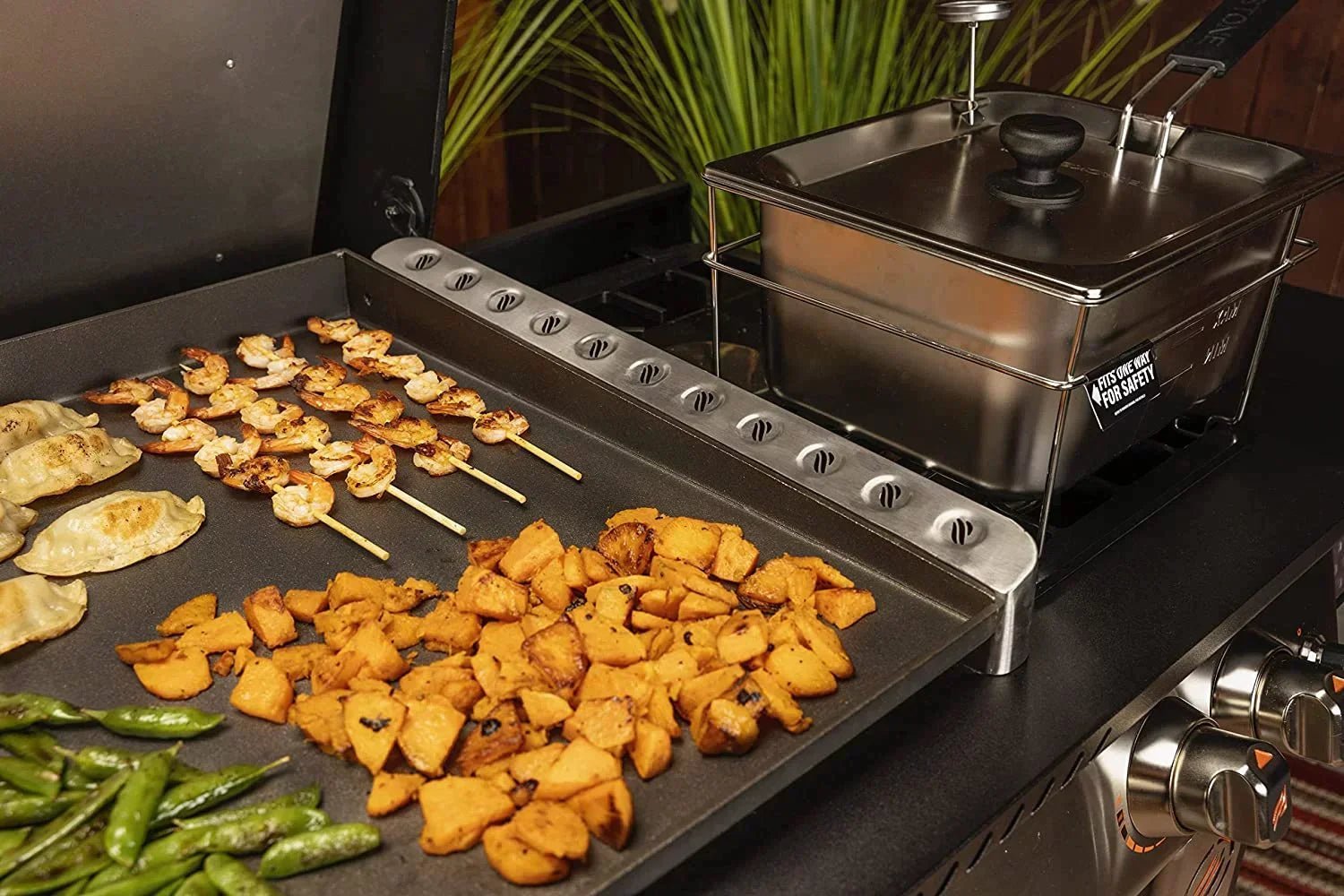 Blackstone Culinary 5 Burner Liquid Propane Outdoor Griddle image 17