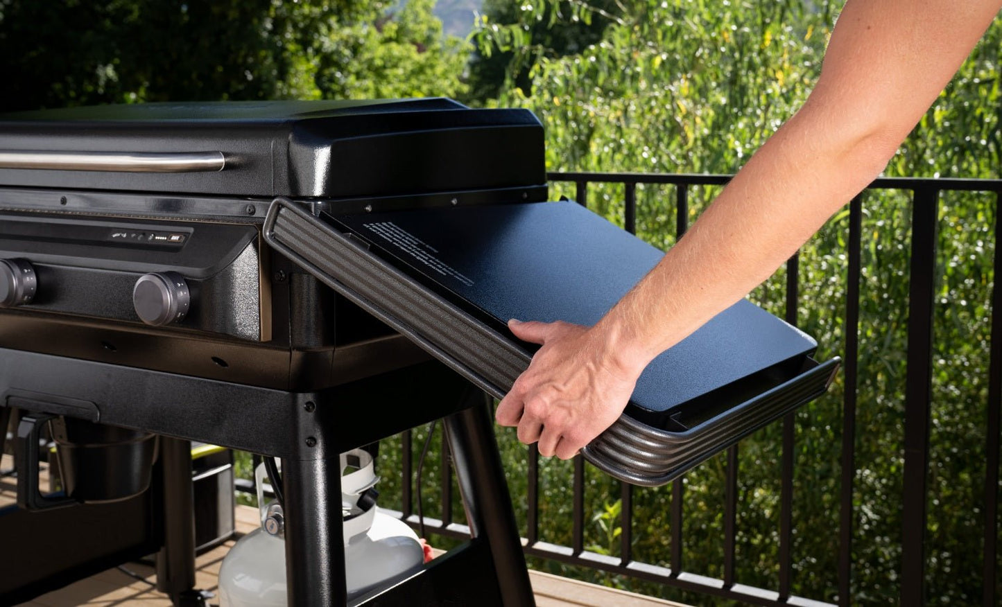 Traeger Flat Top Grill Flatrock™ Griddle image 19