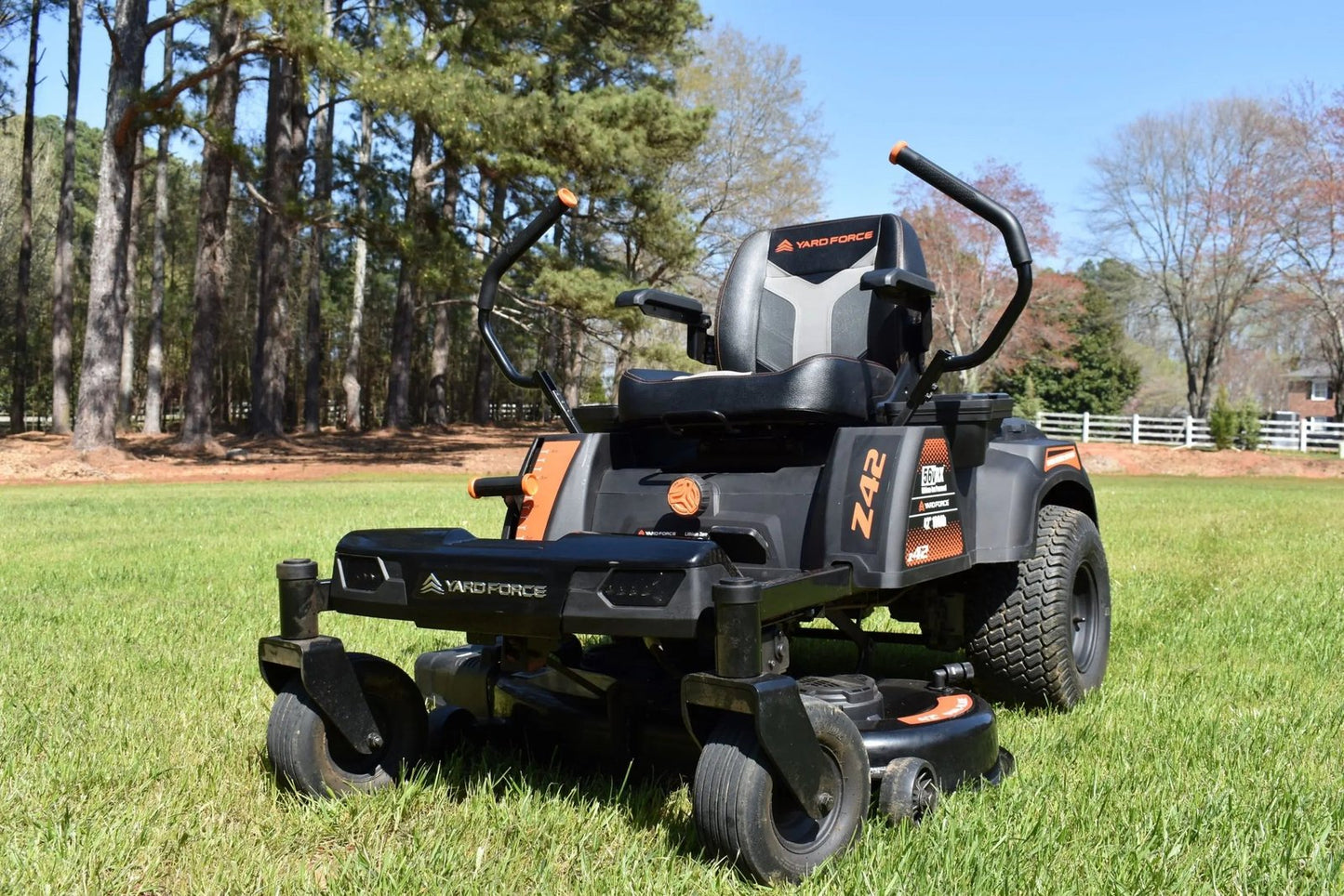 Yard Force Riding Lawn Mower 42″ Zero Turn Battery Powered 56V Z42-562 New image 3