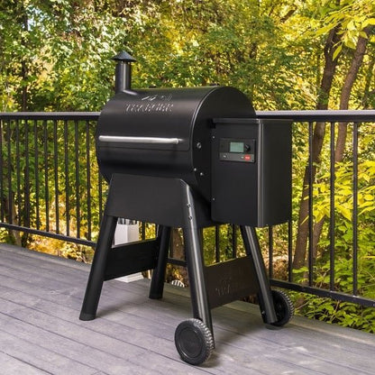 Traeger Black Pro 780 WiFi-Enabled Pellet Grill image 3