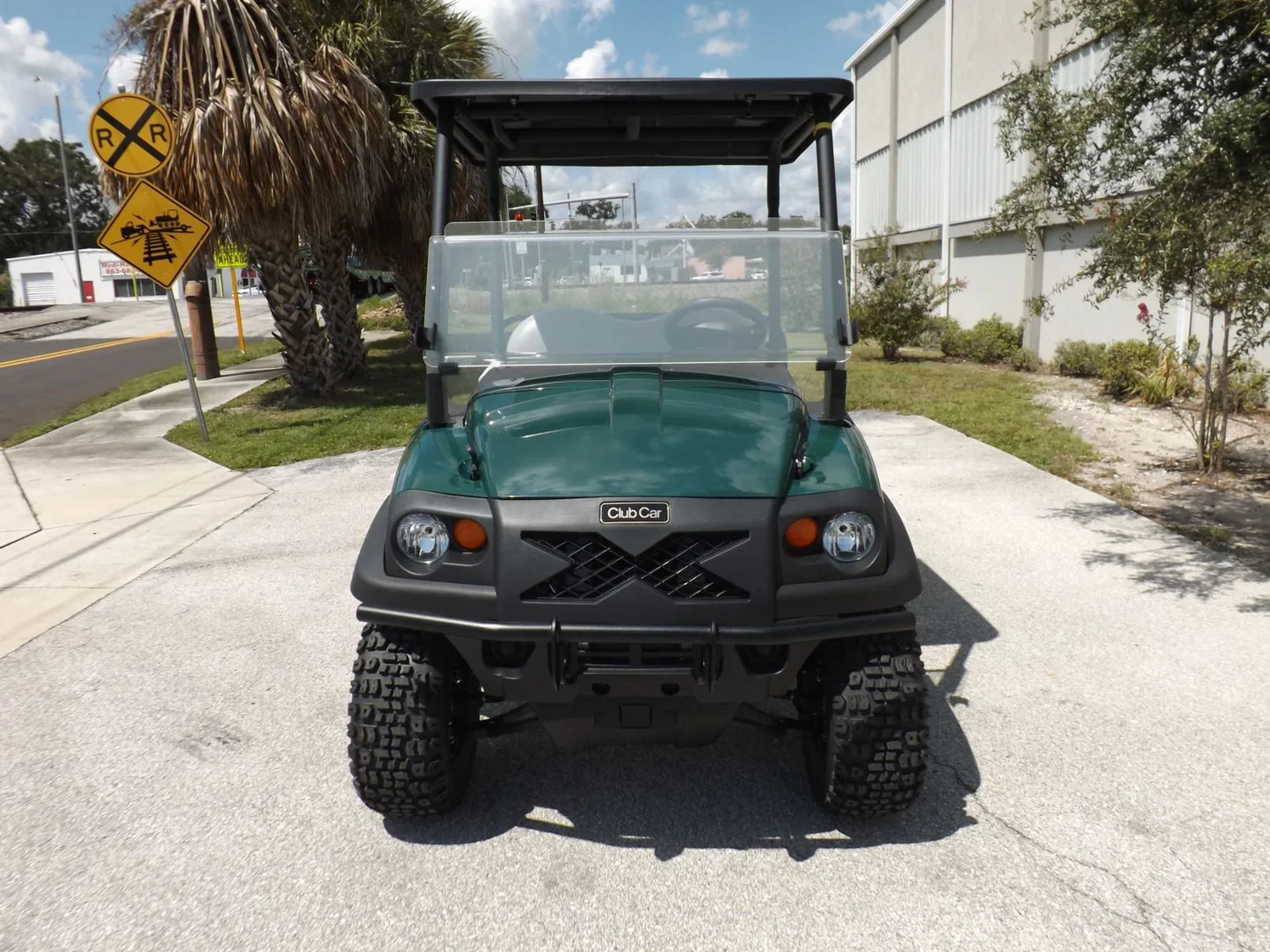 2024 Club Car XRT 1550 Gasoline Golf Carts for Sale