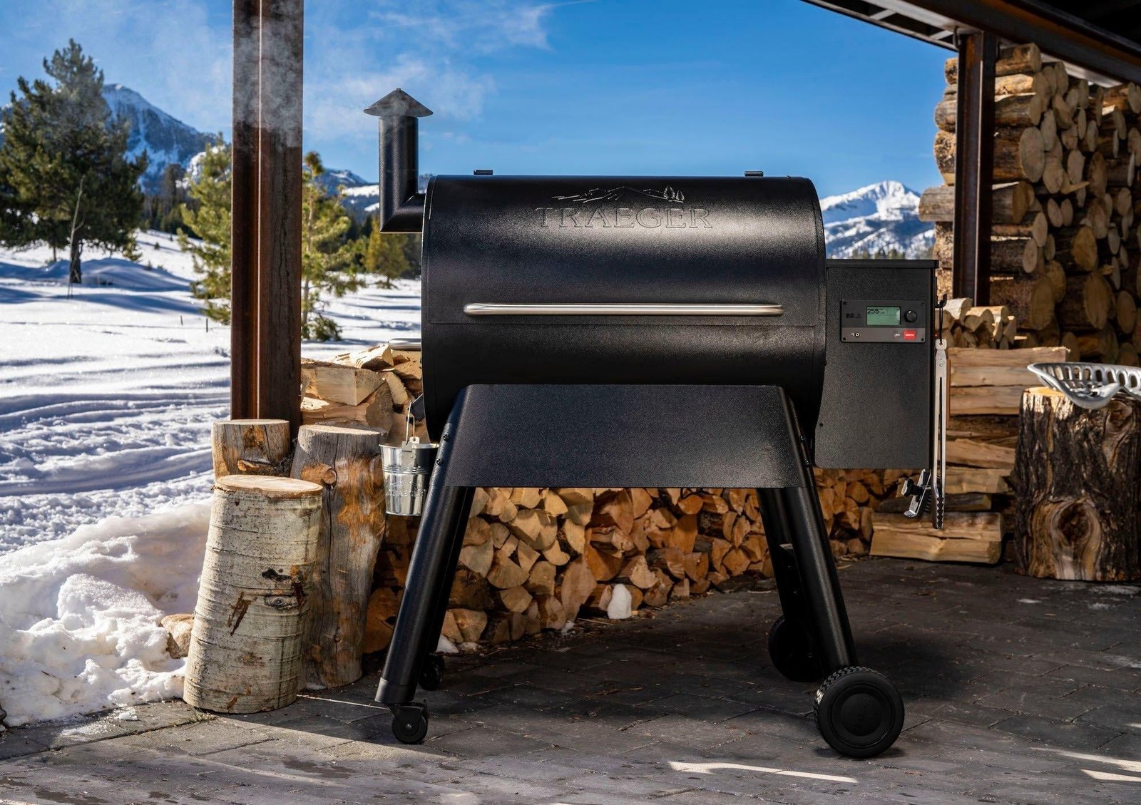 Traeger Black Pro 780 WiFi-Enabled Pellet Grill image 9