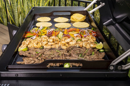 Traeger Flat Top Grill Flatrock™ Griddle image 8