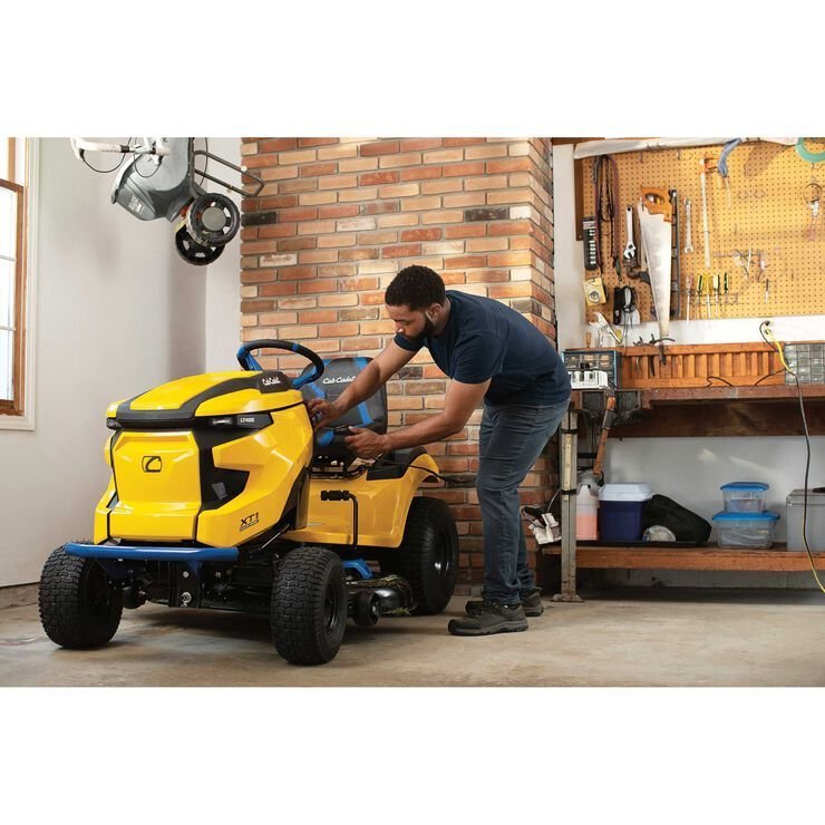 The Cub Cadet Enduro Series XT1 LT42E 42-in. 56V MAX* Riding Lawn Mower image 3