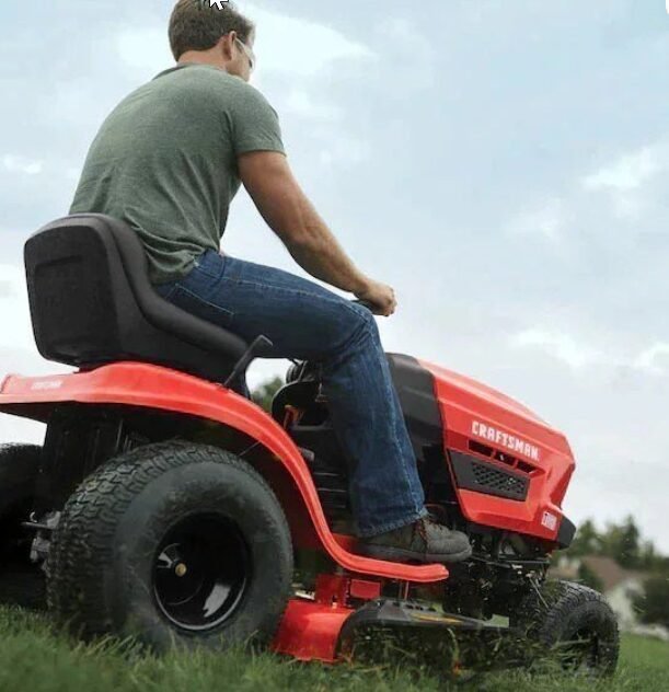 CRAFTSMAN T100 36″ 11.5-HP Riding Lawn Mower image 1