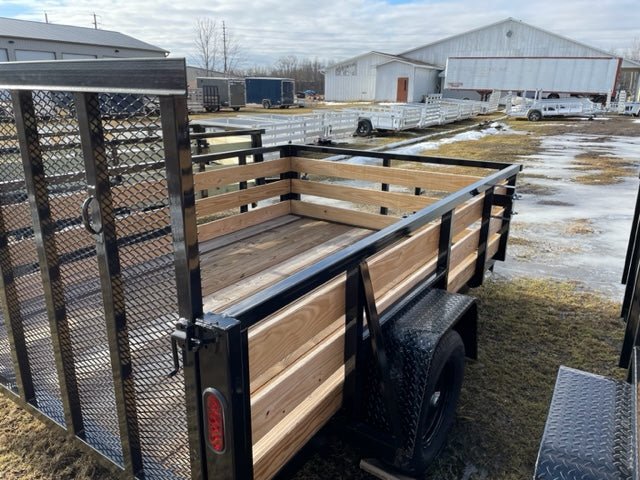 7×10 Heavy-Duty Utility Trailer – Single Axle with Wood Floor & LED Lights image 2