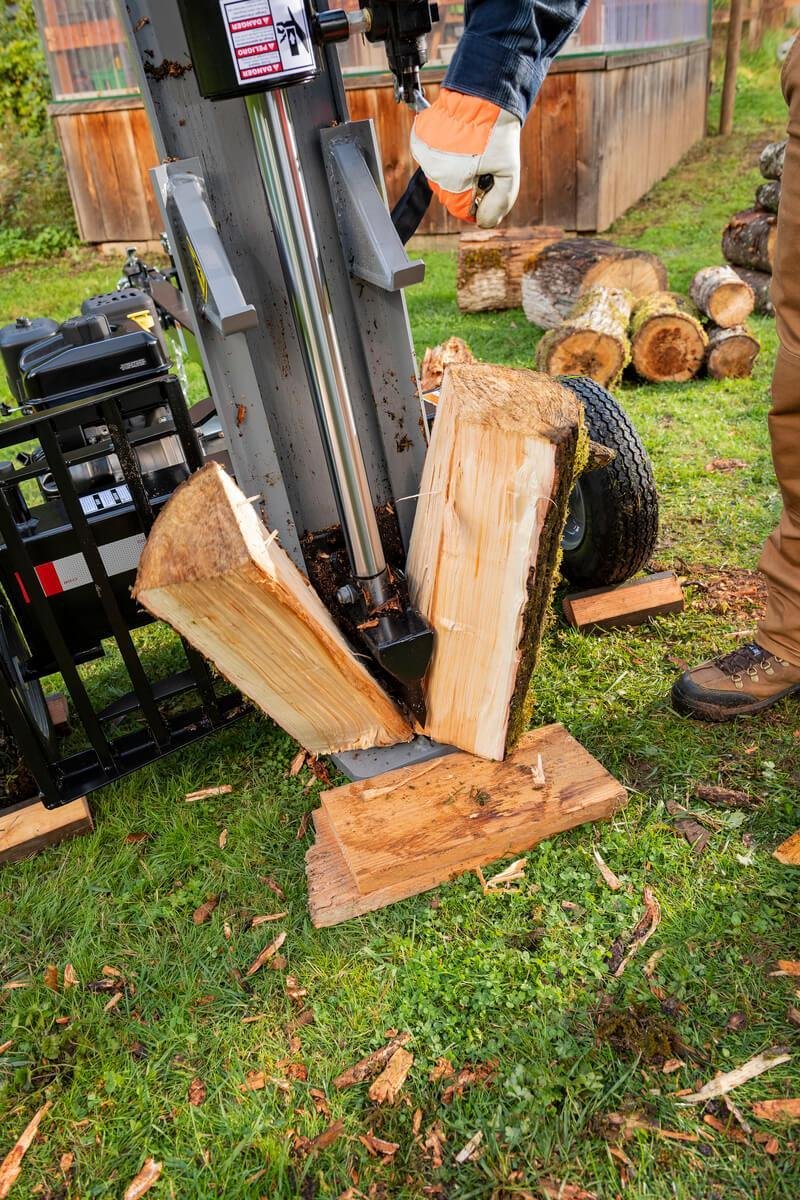 Oregon® 35-Ton 306cc Briggs & Stratton Horizontal / Vertical Log Splitter (OR35TBS-1) image 6