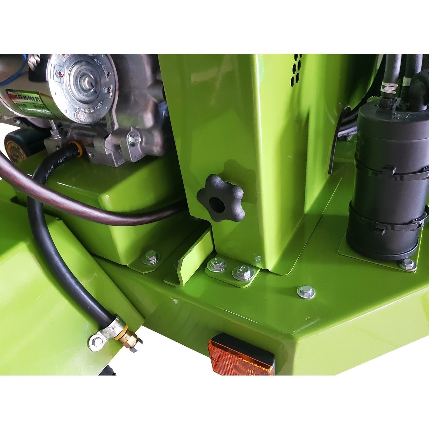 YARDBEAST 4.5” Commercial-Grade Chipper – YB4521 image 10