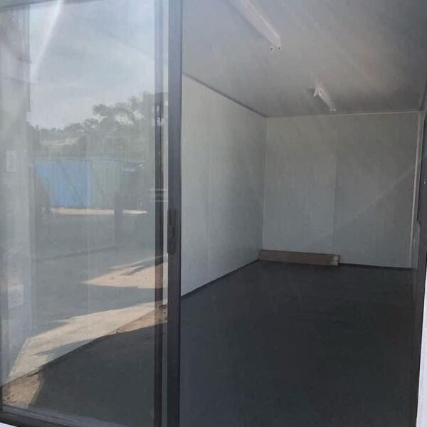 10Ft Class B, Shipping Container With Glass Door And Window image 1