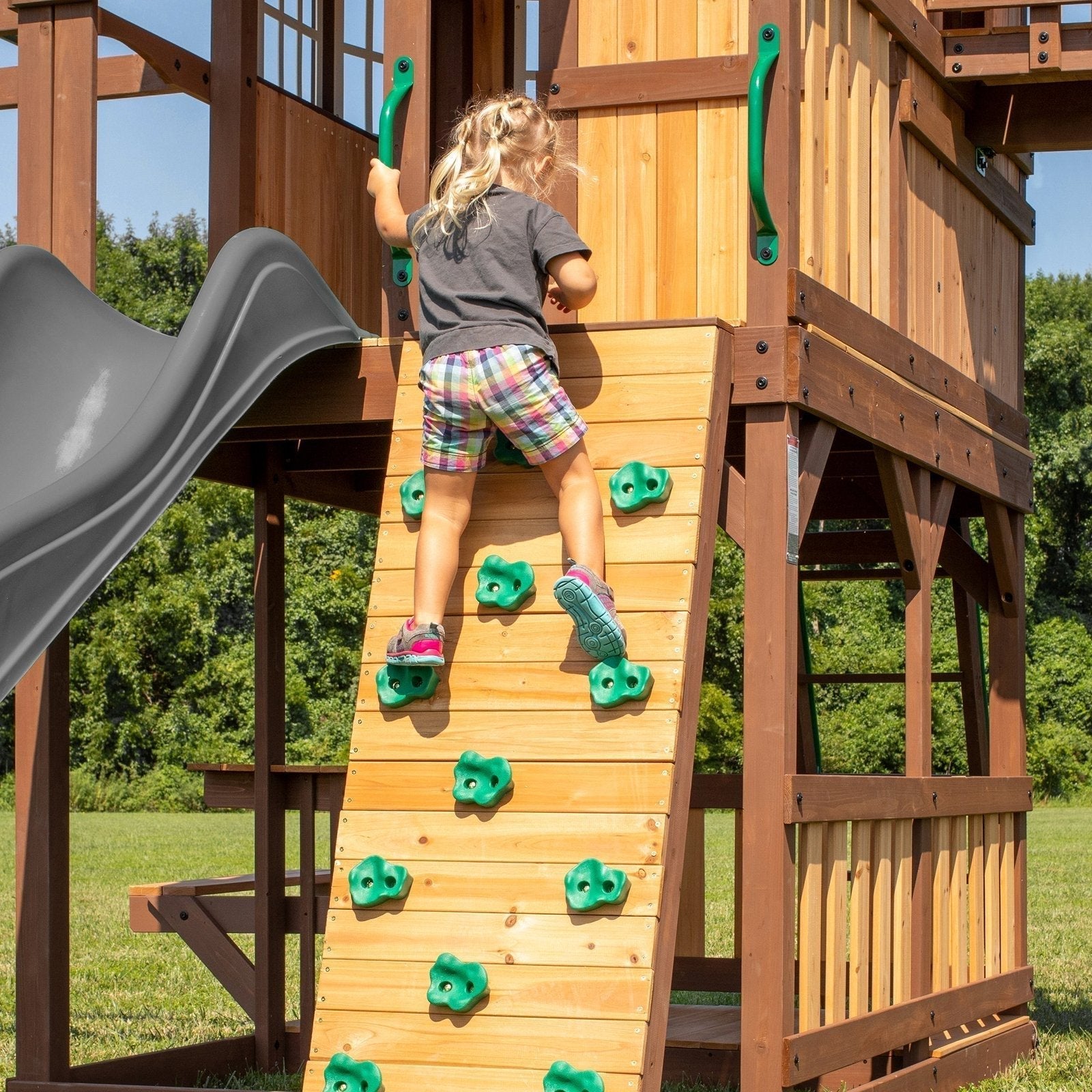 Skyfort II with Wave Slide image 7